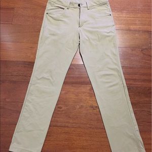 LuLu Lemon ABC (anti ball-crushing) Light Khaki