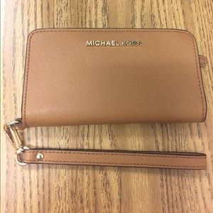 Michael Kors phone wallet