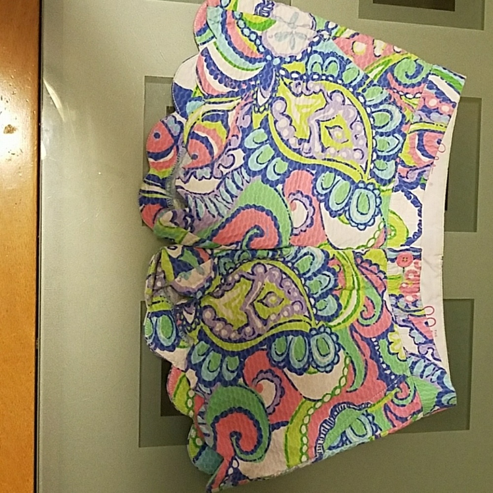 Lilly Pulitzer the Buttercup short