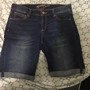 Juniors Arizona Bermuda Shorts