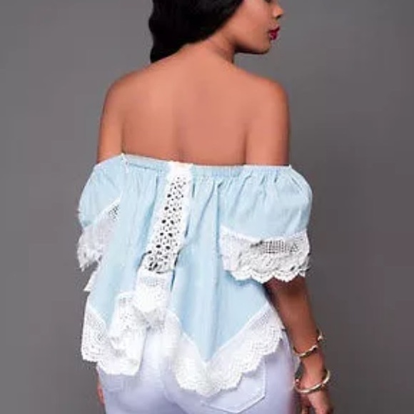 1 Left🌟Host Pick💫Lace Off The Shoulder Blouse - Picture 2 of 6