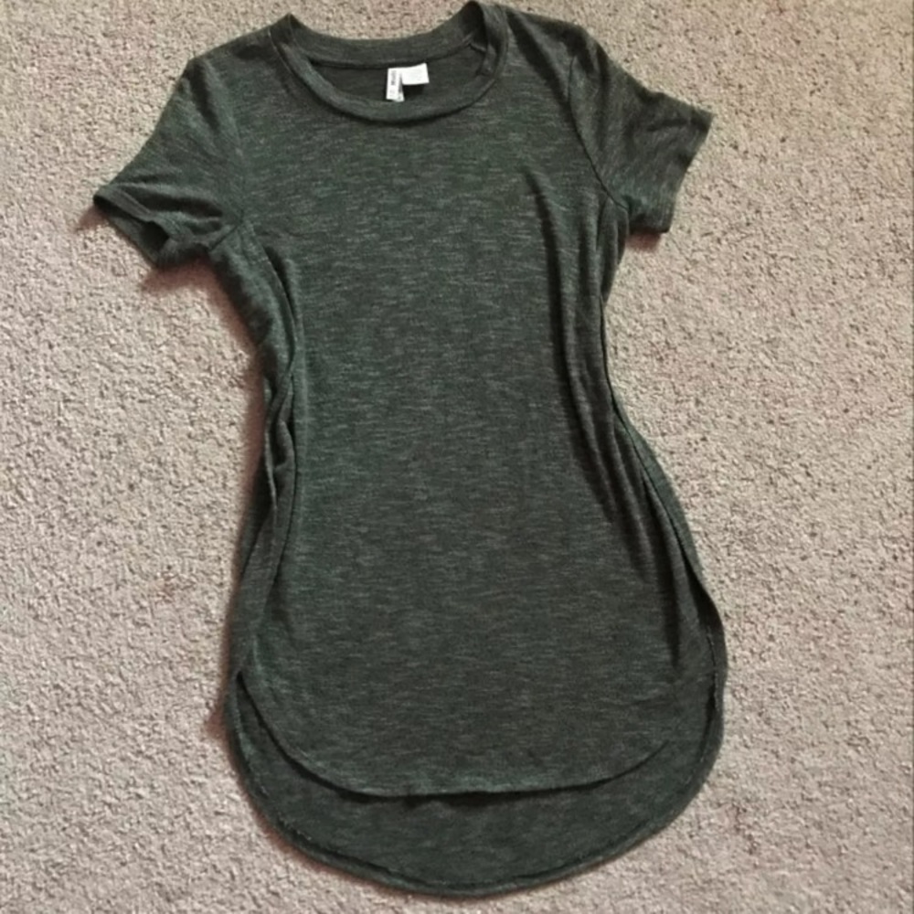 Mudd Olive Green Side Slit Sweater Tee