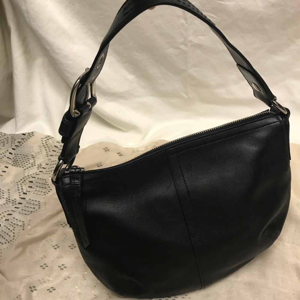 Coach black leather small shoulder purse