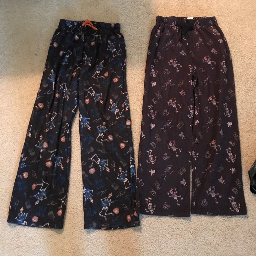 SOLD Pajama boys size 8 two items Halloween bundle