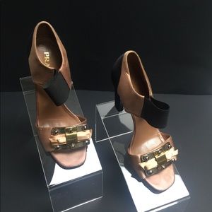 1hr SALE Price dropped PRADA Satin heels