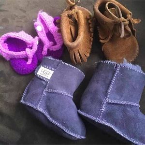 Minnetonkas & Uggs