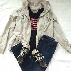Eddie Bauer Jacket🍁Fall Sale🍁was $29 Eddie Bauer Jacket🍁Fall Sale🍁was $29