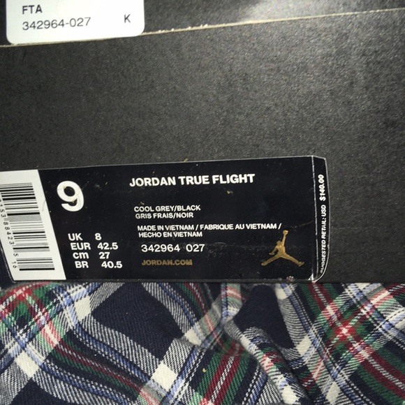 Jordan true flight cool grey 150$! - Picture 2 of 2