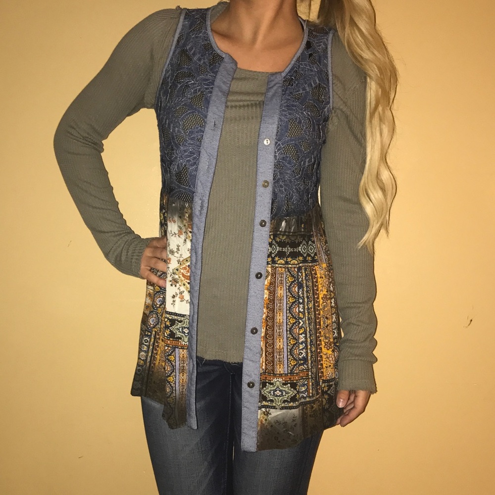 Gimmicks Vest or Top