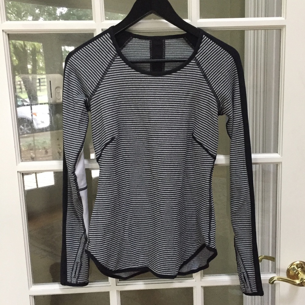 Reversible Lululemon long sleeve