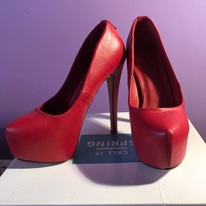Sexy Red Pumps