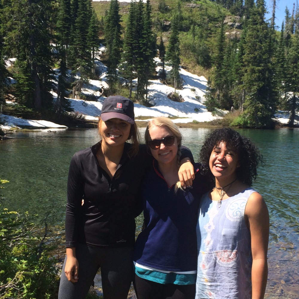 Meet your Posher, Monica