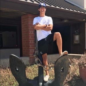 Meet your Posher, Andrew