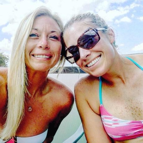 Meet your Posher - Picture 3 of 5