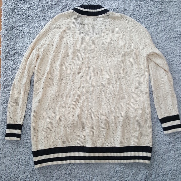 [Free People] Oversized Lace Sweater/Jacket - Picture 2 of 4