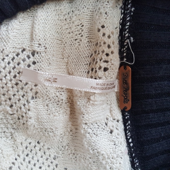 [Free People] Oversized Lace Sweater/Jacket - Picture 3 of 4