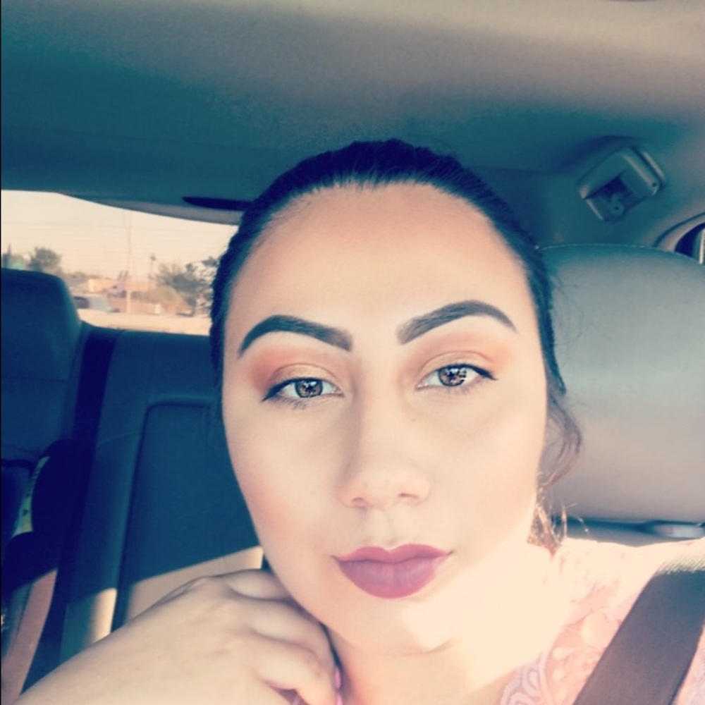 Meet your Posher, Vanessa