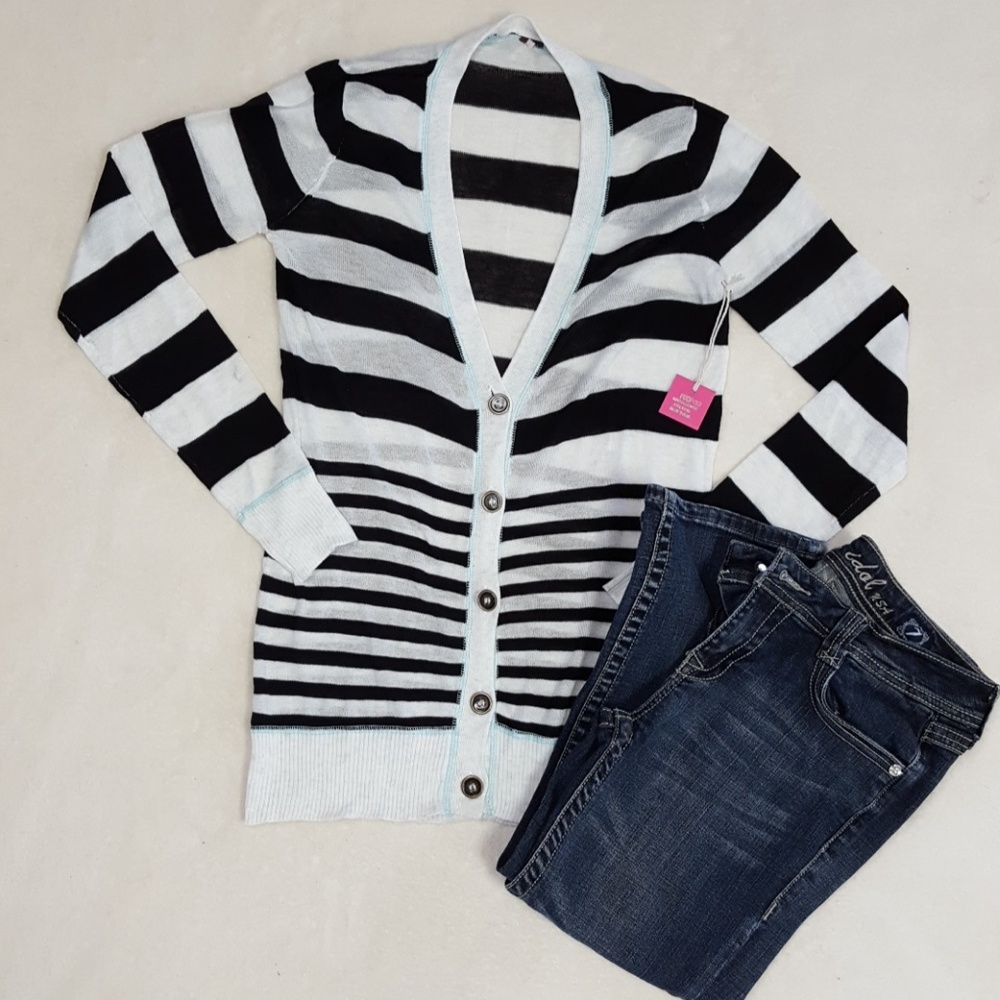 Poof! Excellence Cardigan NWT - Picture 1 of 3