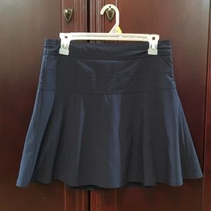 Athleta tennis skirt with attached panty Size 4