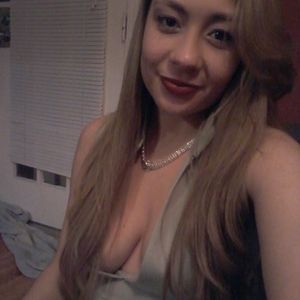 Meet your Posher, Dayanara