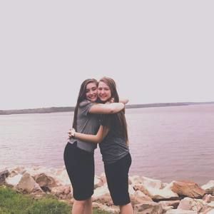 Meet your Posher, Reagan