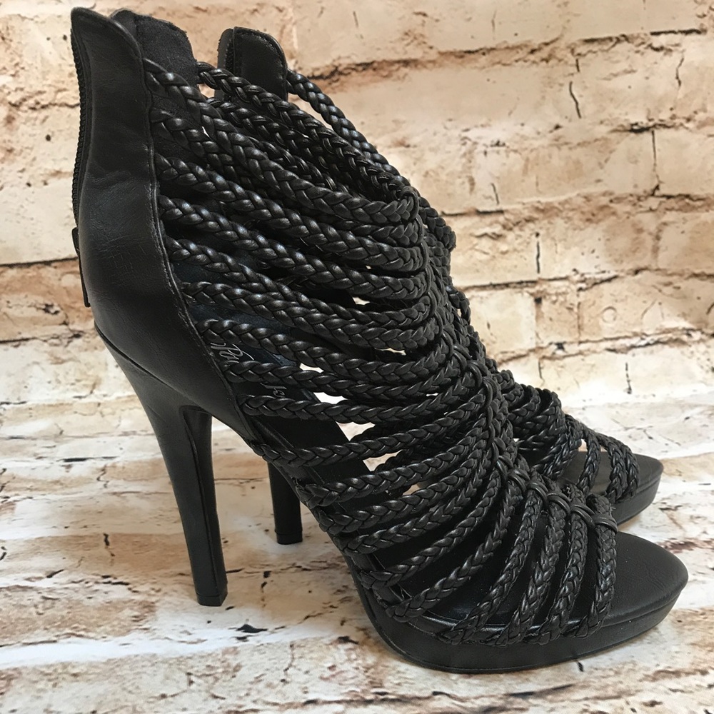 💥SALE💥NWOB Trendy Braided Spike Heels