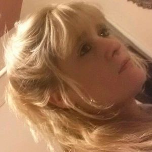 Meet your Posher, Carrie