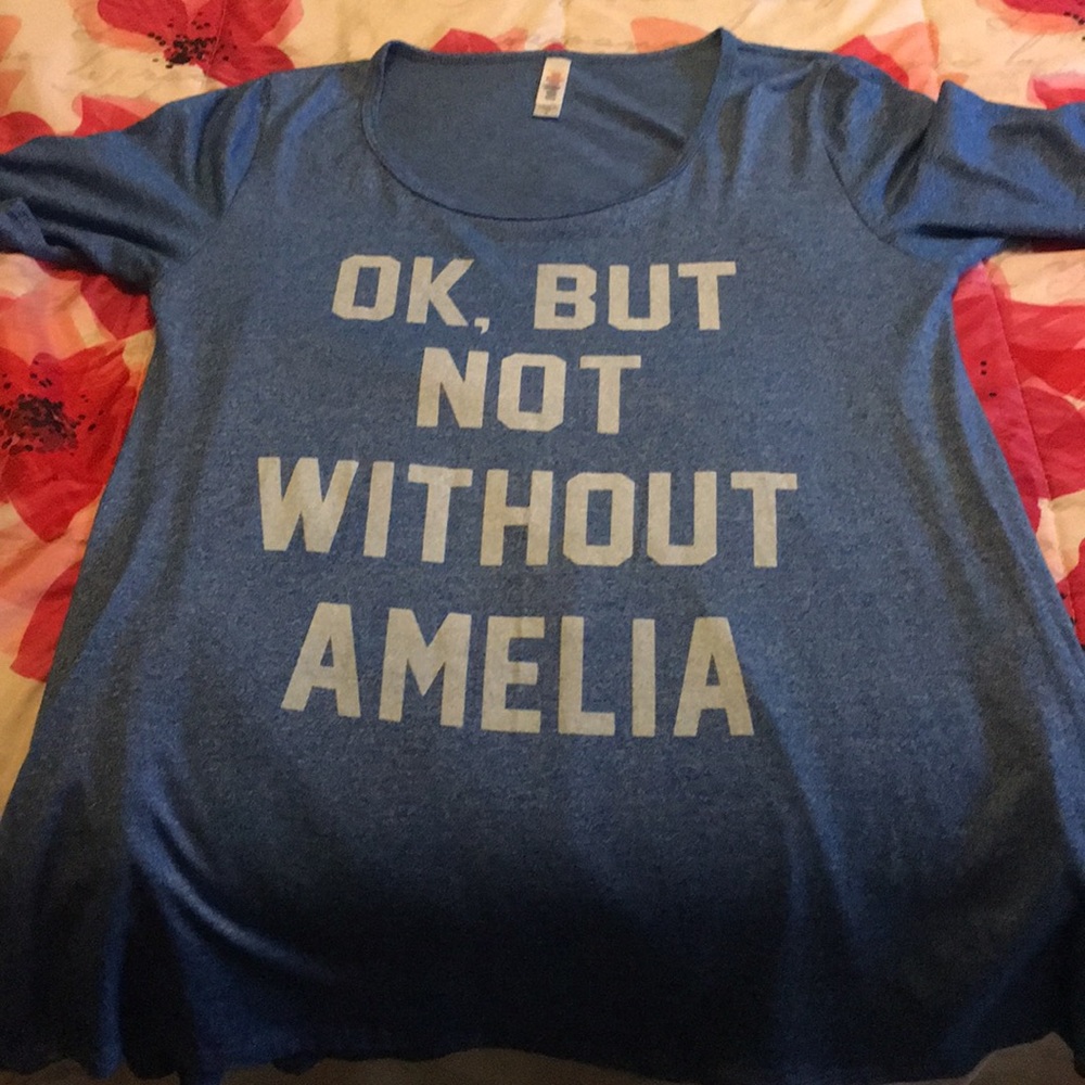 S LULAROE GRAPHIC PERFECT T BLUE NOT WO AMELIA