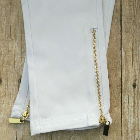 Restocked!🔃White Moto Jeggings - Picture 3 of 8