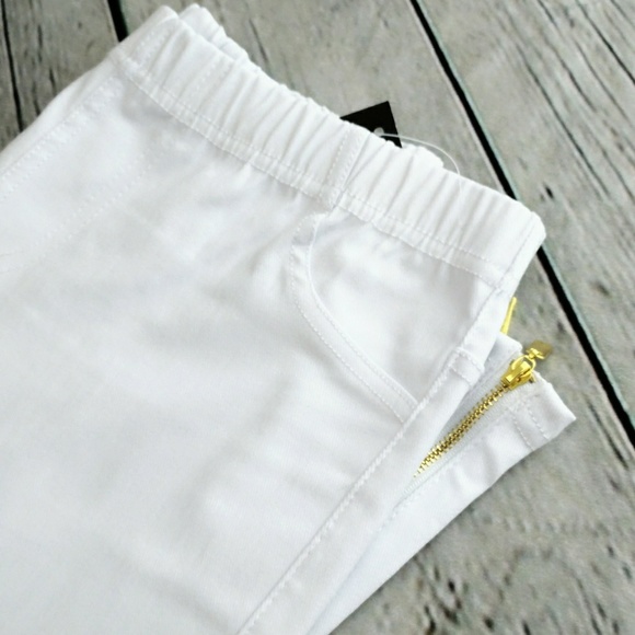 Restocked!🔃White Moto Jeggings - Picture 4 of 8