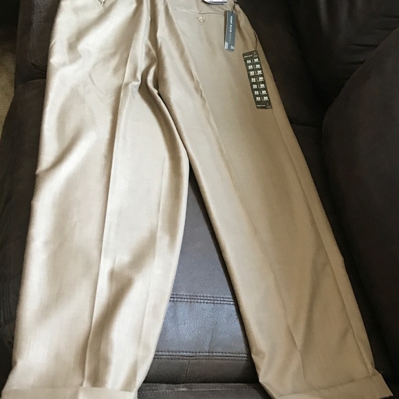 Beautiful men's dress pants - Picture 2 of 7