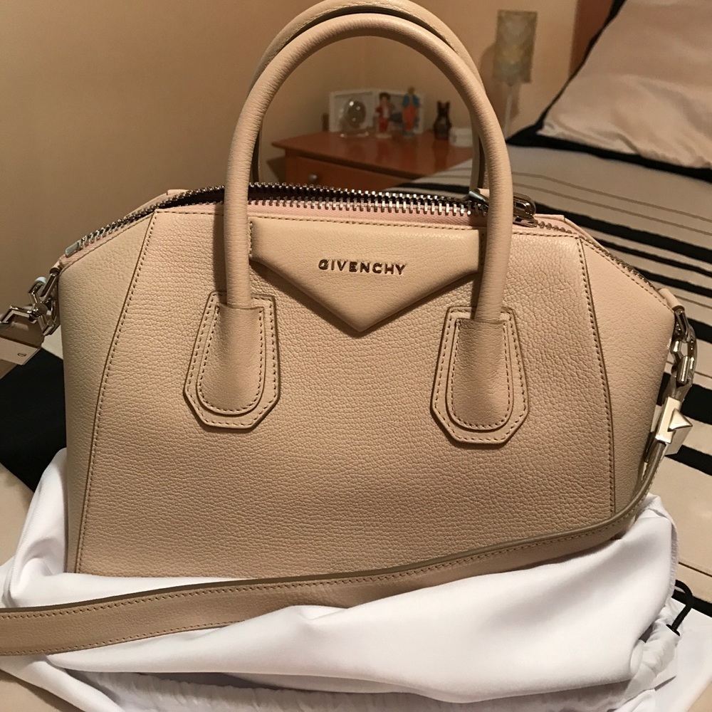 Givenchy antigona small nude pink bag
