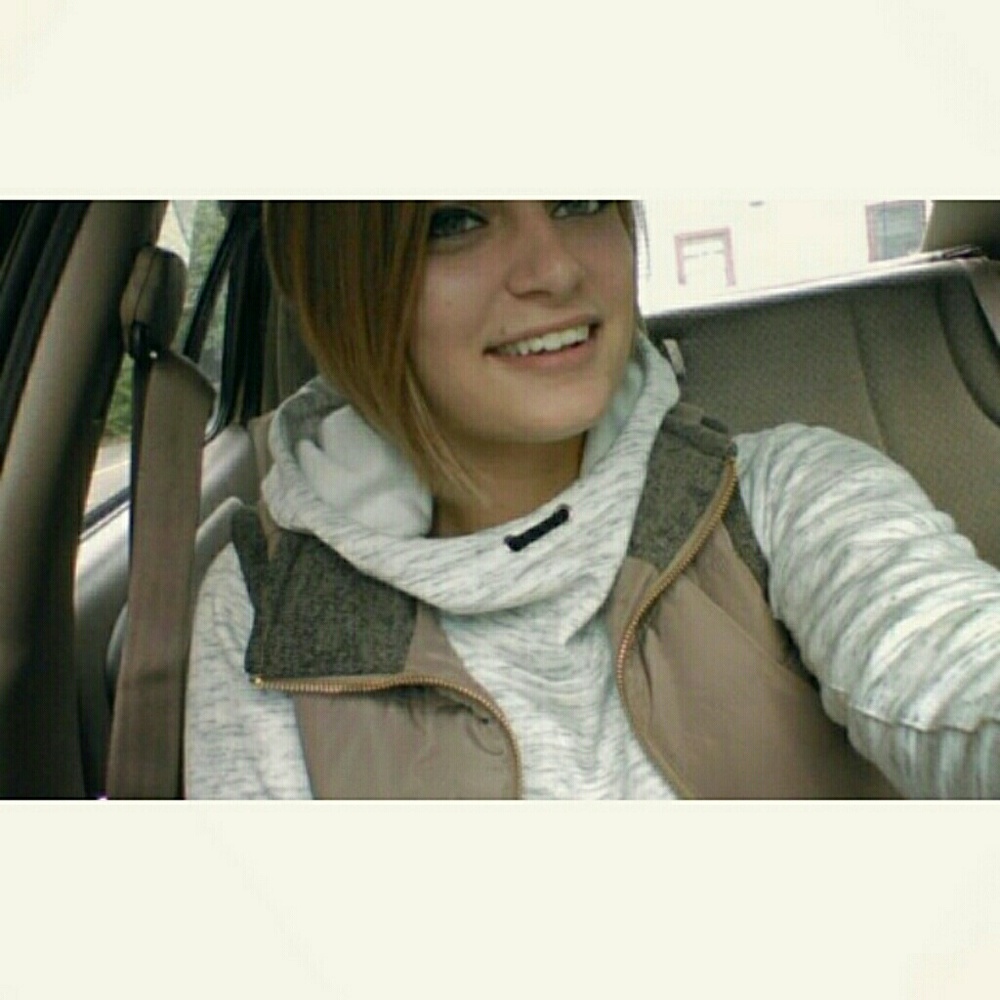 Meet your Posher, Samantha