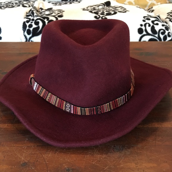 Merona Accessories - New Maroon Wool Fedora with tribal band