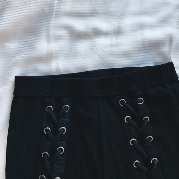 SOLD OUT ❌ Raven Lace Up Pants - Picture 8 of 8