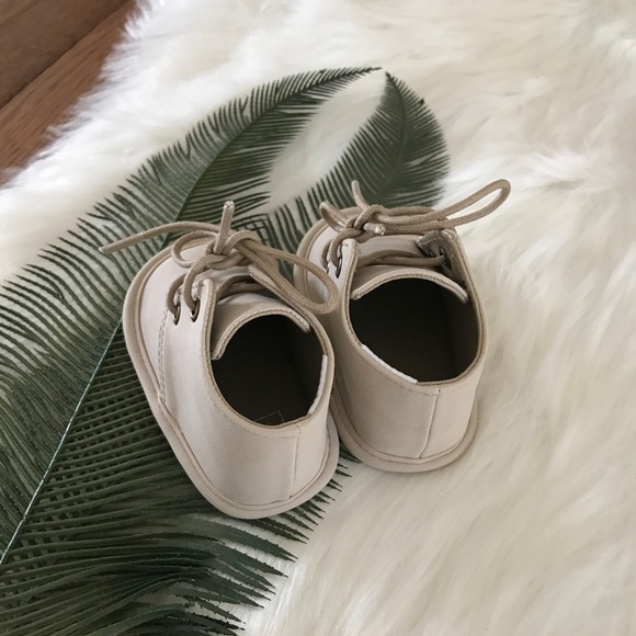 JANIE&JACK BEIGE SHOES SIZE 1 - Picture 3 of 5