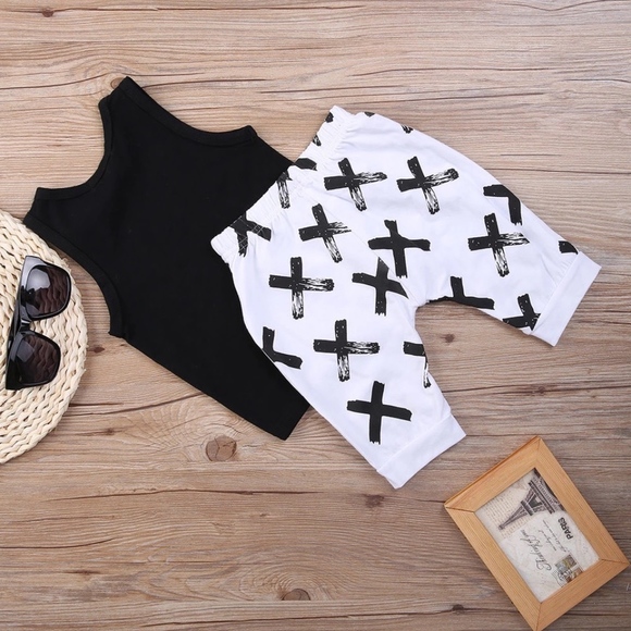 Adorable little Two piece set! - Picture 2 of 3