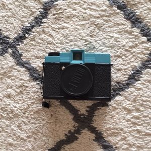 Diana F+