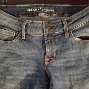 Old Navy Rockstar Low Rise Size 6