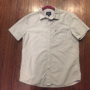 AMERICAN EAGLE SHORT SLEEVE BUTTON DOWN SHIRT