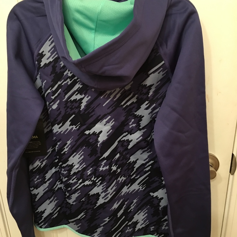 NWT Nike thermal Girls hoodie size dri-fit size L - Picture 3 of 4