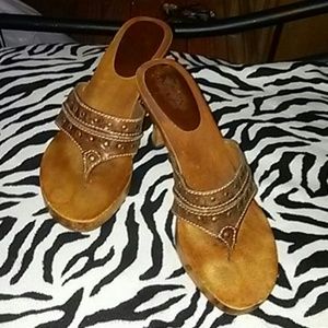 ✨MIA Wooden heels✨