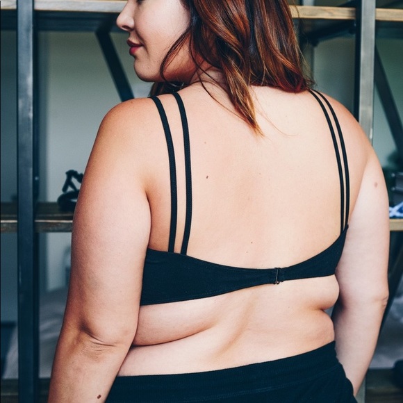 LAST ONE 💋 XL to 3XL! Black Cage Strap Front Bra - Picture 3 of 3