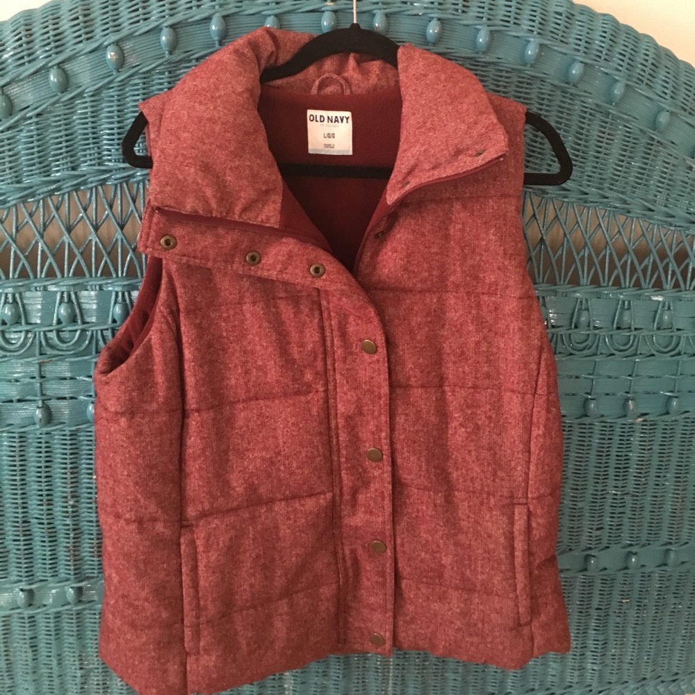 Old Navy burgundy herringbone vest L