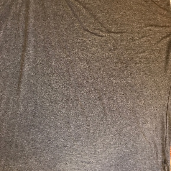 New Lularoe xl  grey Irma with cream Raglan sleeve - Picture 2 of 2