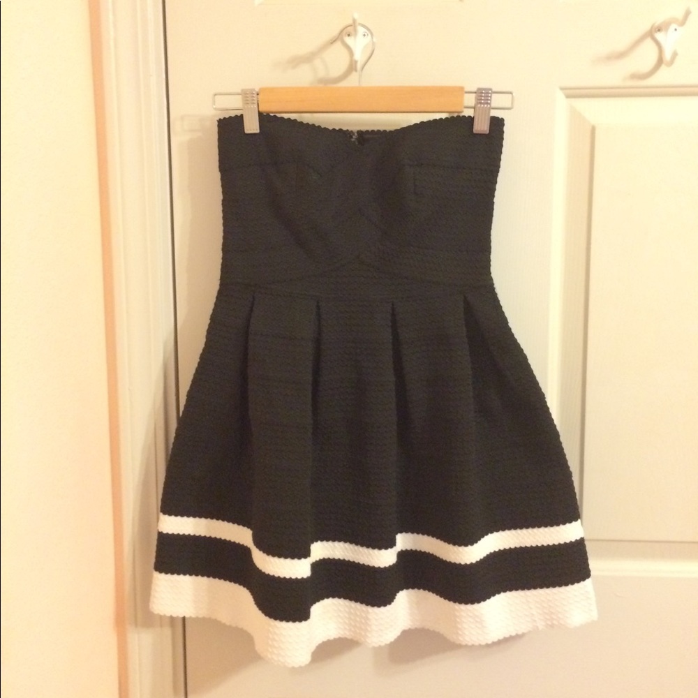 Black Strapless Bandage Dress