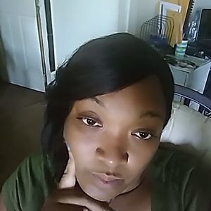 Meet your Posher, Carlotta