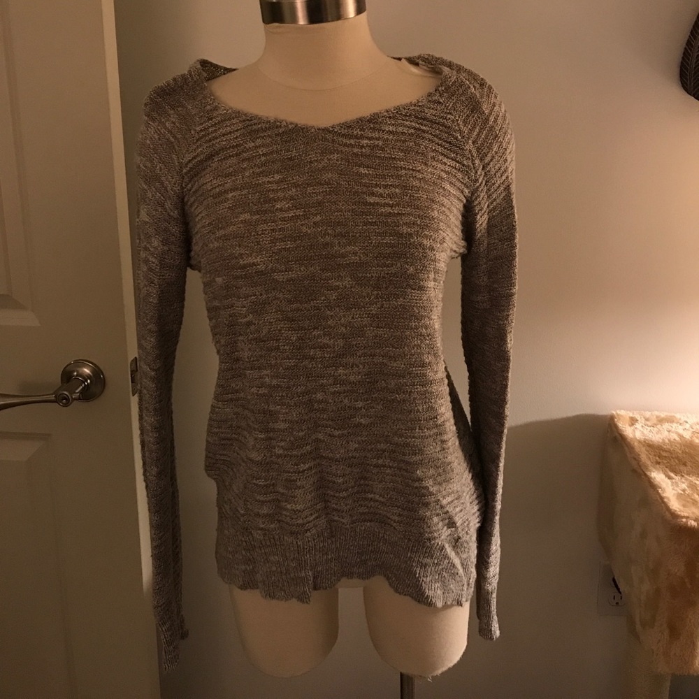 EUC Mudd Gray/White stitch knit sweater