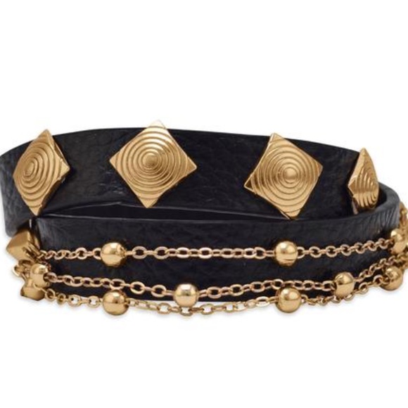 New Leather Bracelet With Gild Tone Hardward - Picture 2 of 7