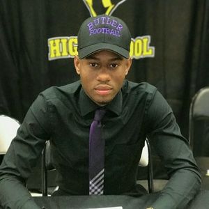 Meet your Posher, Jonathan